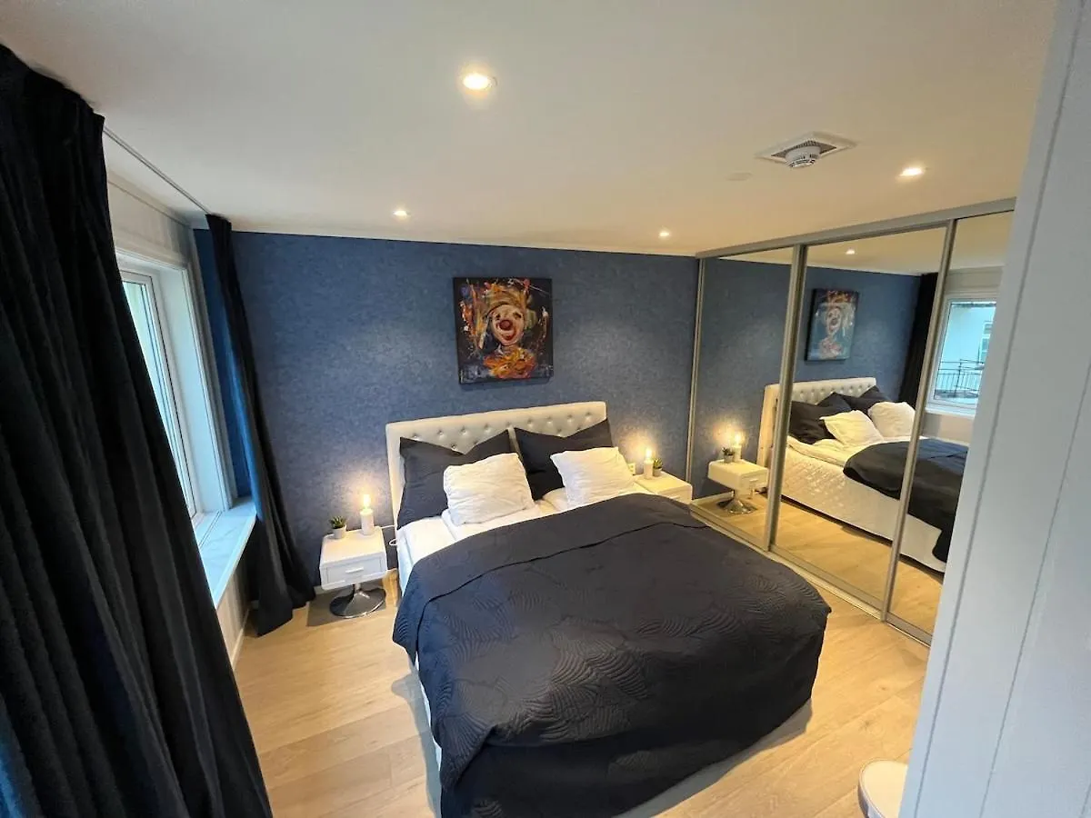 Apartment By Torgalmenningen Bergen