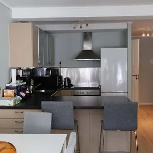 Dinbnb I Charming 3-bedroom In The Heart Of The Bergen